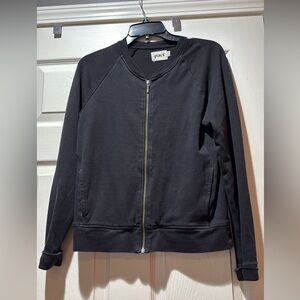 Pact Organic Cotton Zip Up Black Sweatshirt Women’s Size Medium